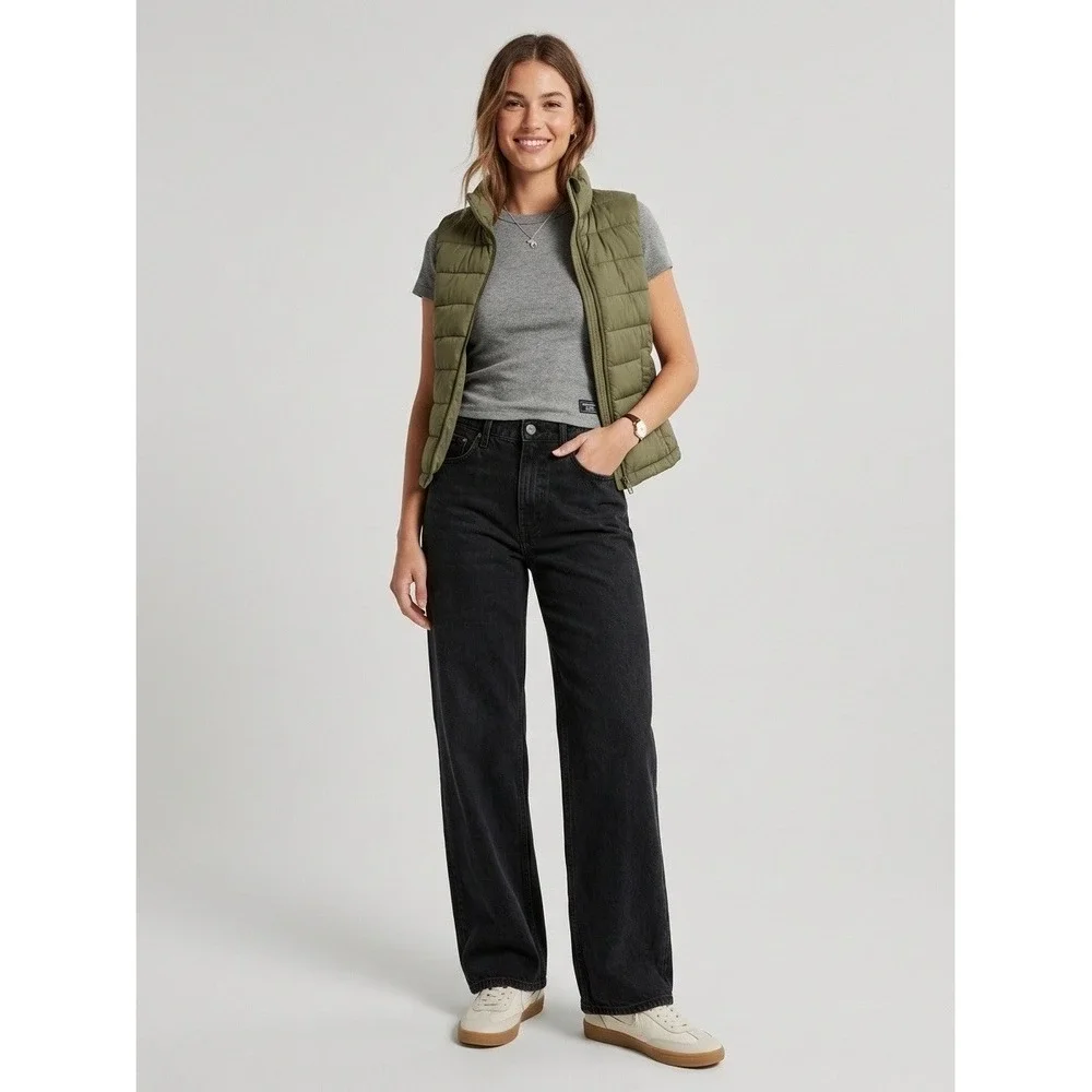Abercrombie & Fitch Curve Love The 90s Relaxed Jean High Rise Black 25 0s - Picture 1 of 6